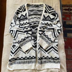Black and white geometric oversized sweater